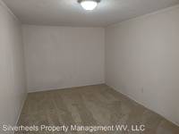 $525 / Month Apartment For Rent: 1103 19th Street - Apt. C - Silverheels Propert...