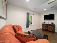 $2,750 / Month Apartment For Rent: Unit D - Www.turbotenant.com | ID: 11554319