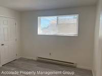$995 / Month Apartment For Rent: 2000 N Walnut Street - 28 - Accolade Property M...