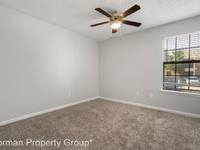 $900 / Month Apartment For Rent: 3303 Ridgecrest Ct. Apt. 1728 - Post Oak | ID: ...