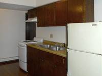 $850 / Month Apartment For Rent: 1822 LaSalle Avenue #A - Stevens Community Apar...