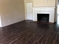 $1,350 / Month Home For Rent: 218 W Independence - 218 W - EXPRESS MANAGEMENT...