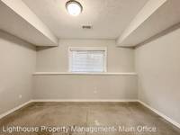 $1,695 / Month Apartment For Rent: 718 44th Street SE - Lighthouse Property Manage...