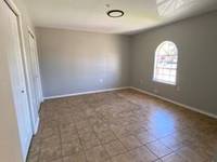 $1,050 / Month Apartment For Rent