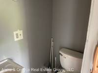 $300 / Month Apartment For Rent: 313 W 4th St - Rear - Alpha & Omega Real Es...