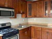 $2,500 / Month Apartment For Rent: 993 37th St. - Unit A UPPER - Prime Property Gr...