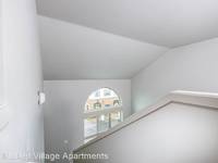 $2,395 / Month Apartment For Rent: 1650 NE Market Drive - Market Village Apartment...