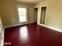 $995 / Month Apartment For Rent: 23 Burton SW - Apt 2 - Urban Pharm | ID: 10435458