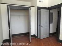 $909 / Month Apartment For Rent: 230 N. Sycamore St Apt #33 - Marwaha Real Estat...