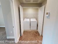 $2,350 / Month Apartment For Rent: 2117 Carion Court 102 - Baywood Property Manage...