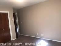 $900 / Month Apartment For Rent: 3000 W Cypress Unit 3004 - Innovative Property ...