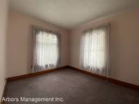 $1,800 / Month Home For Rent: 433 W. Otterman Street - Arbors Management Inc....