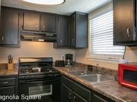 $1,675 / Month Room For Rent: 601 W. 54th St. - 45r - Magnolia Square | ID: 9...