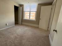 $1,500 / Month Apartment For Rent: Beds 5 Bath 1 Sq_ft 1737- TurboTenant | ID: 115...