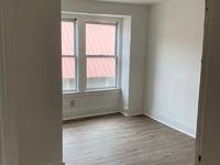$1,400 / Month Apartment For Rent: 120 Main St - Apt 5 - River Valley Property Man...