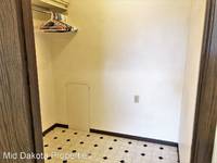 $588 / Month Apartment For Rent: 104 S Vilhauer St - 7 - Mid Dakota Properties |...