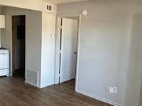 $750 / Month Apartment For Rent: 806 East 14th St. - 6 - Elite Realty Management...