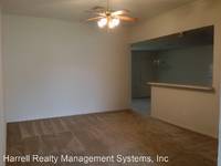 $1,495 / Month Apartment For Rent: 10228 A Lilac Lane - Harrell Realty Management ...