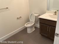 $900 / Month Room For Rent: 507 S Fourth - Smile Student Living | ID: 10703314