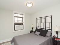 $1,650 / Month Apartment For Rent: Engaging 1 Bed, 1 Bath At St. Johns + Roger Wil...