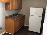 $950 / Month Apartment For Rent: 1200 W. 127th St Unit 12 - Marquette & Rich...