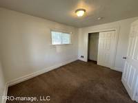 $950 / Month Apartment For Rent: 399 W 17th St. #1 - PRO-manage, LLC | ID: 6268242