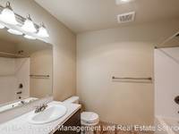 $1,295 / Month Apartment For Rent: 1200 38th Street Apt #D203 - Sweet Home Apartme...