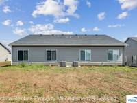 $1,450 / Month Home For Rent: 120 E. Santa Fe. Cir. - Wichita Rentals Propert...