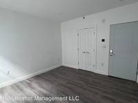 $1,100 / Month Apartment For Rent: 69 North Common Street Room 25 - New Boston Man...