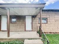 $600 / Month Apartment For Rent: 1607 W Jackson St - #2 - MiddleTown Property Gr...