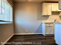 $1,195 / Month Apartment For Rent: 5324 Holiday Dr #12 - 5324 Holiday Dr. | ID: 10...