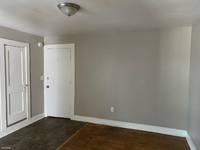 $660 / Month Apartment For Rent: Beds 0 Bath 1 Sq_ft 550- Lawrence Johnson Realt...
