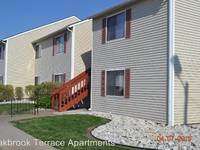 $1,085 / Month Apartment For Rent: 3211 SW Twilight Ct - Oakbrook Terrace Apartmen...