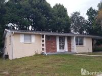 $725 / Month Home For Rent: 2 Bedroom 1.5 Bath Home Centrally Located