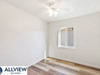 $3,095 / Month Apartment For Rent: 454 South Shaffer Street - 454 - Large, Upgrade...
