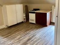 $800 / Month Home For Rent: 317 E Washington St 3 - Mackenzie Allen Real Es...
