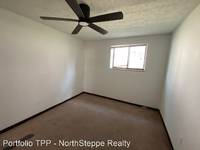 $1,099 / Month Apartment For Rent: 1683 Summit 1A - Portfolio TPP - NorthSteppe Re...