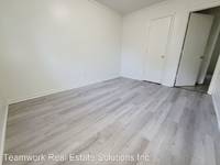 $900 / Month Apartment For Rent: 936 W. Sycamore - Unit B - Teamwork Real Estate...
