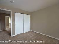 $1,400 / Month Apartment For Rent: 5109 Pleasant Avenue #905 - Symmes Apartments I...