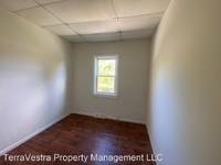 $1,400 / Month Apartment For Rent: 764 S Seventh Street - Unit 1 - TerraVestra Pro...