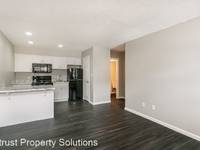 $605 / Month Apartment For Rent: 2120 S Ingram Mill Rd - 2 Bedroom 1 Bath - Entr...