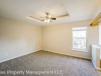 $2,125 / Month Home For Rent: 504 SW Gateway Dr - Atlas Property Management L...