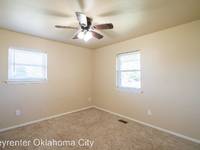 $1,475 / Month Home For Rent: 1039 County Street 2974 - Keyrenter Oklahoma Ci...