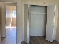 $2,800 / Month Apartment For Rent: 446 W. Elk Avenue Apt. 12 - Integrity Property ...