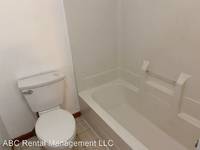 $895 / Month Apartment For Rent: 714 1/2 4th Street - ABC Rental Management LLC ...