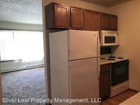 $500 / Month Apartment For Rent: 402 5th Ave E 101 - Silver Leaf Property Manage...