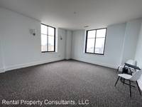 $2,500 / Month Apartment For Rent: 60 Monroe Center St. NW Unit 6A - City View Con...