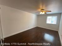 $1,299 / Month Apartment For Rent: 1770 Summit St 3D - Portfolio 1770 Summit - Nor...