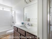 $1,995 / Month Apartment For Rent: 367 N. Union Rd - 106 - Manteca Golf And Tennis...
