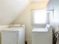 $950 / Month Apartment For Rent: 204 N. Dill St. - Apt. 02 - MiddleTown Property...